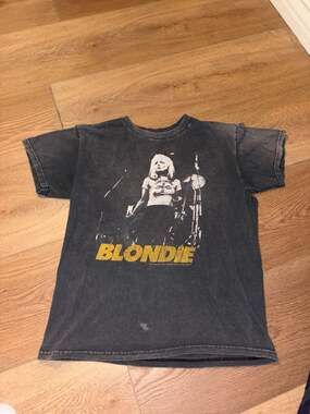 Vintage 2011 Blondie Camp Funtime Graphic Band T-Shirt Distressed Faded Black